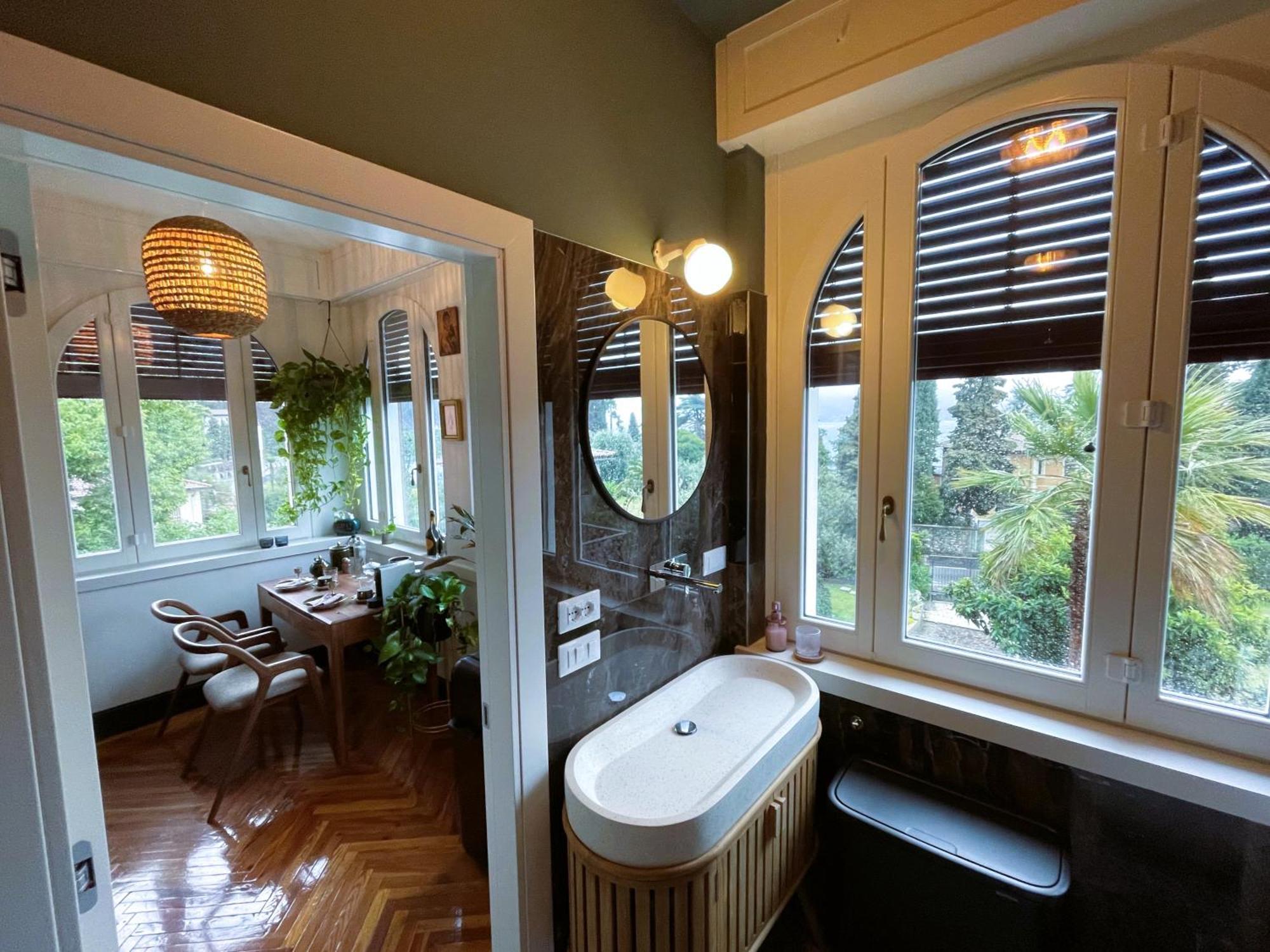 Double Room Lake View