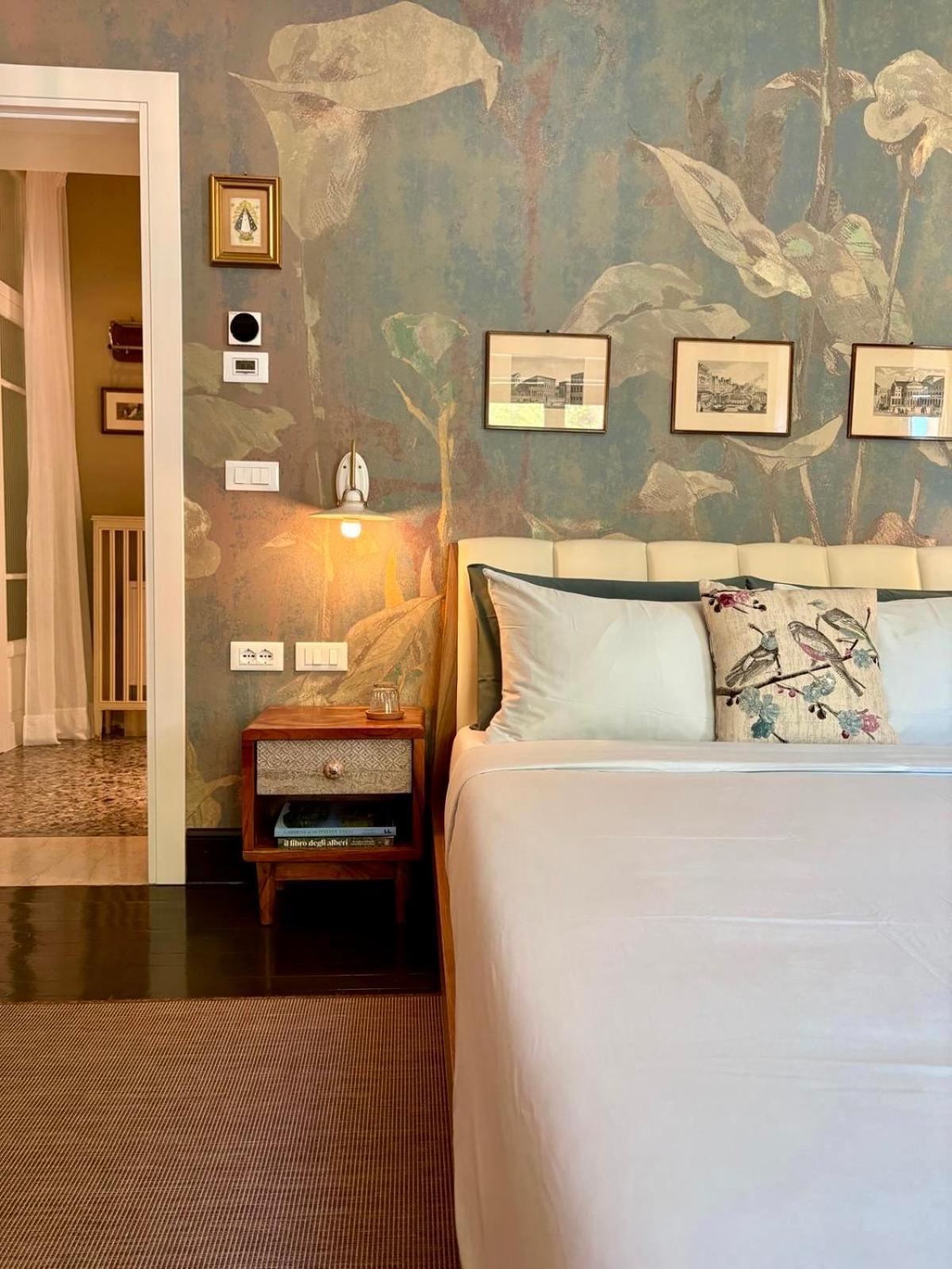 Double Room Mountain View